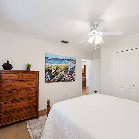 Beach Bungalow 1 By Sun Palace Vacations 포르 마이어스 비치 외부 사진